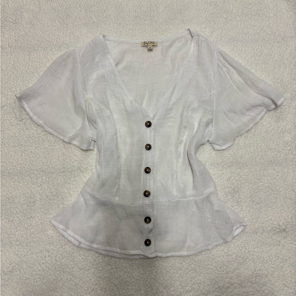 Vintage Button Front Flowy White Top ☆
